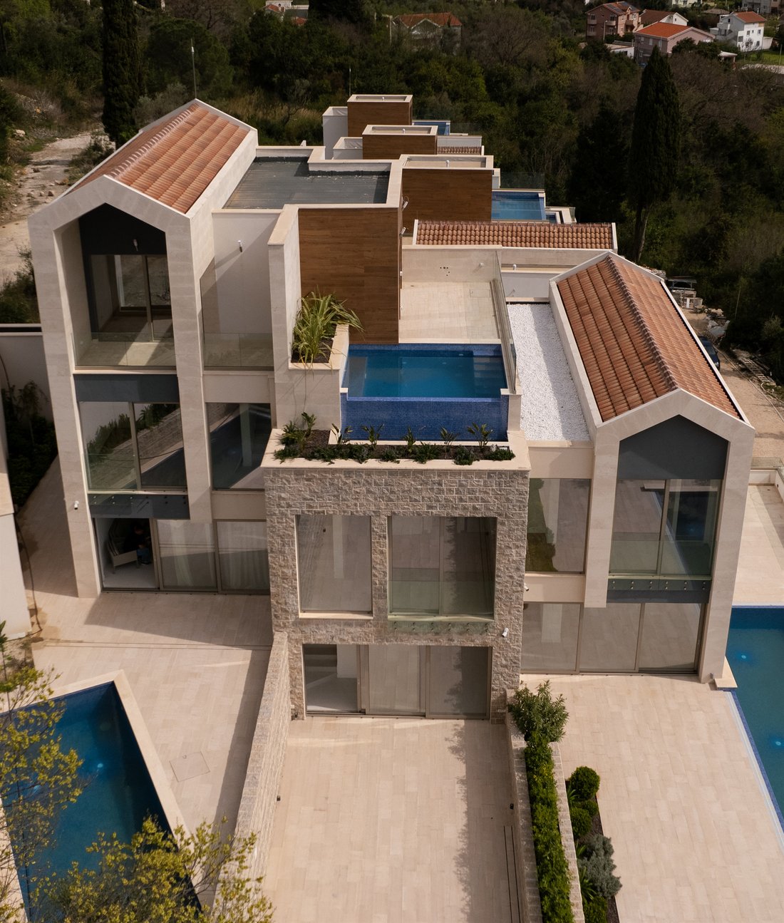 Villa in Donja Lastva, Tivat Municipality, Montenegro 2 - 15800731
