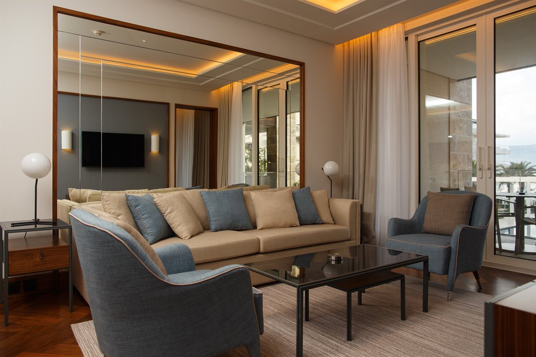 Apartment in Tivat, Tivat Municipality, Montenegro 4 - 15800730