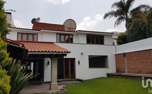 House in Naucalpan de Juárez, State of Mexico, Mexico 1