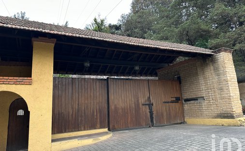 House in Santa Catarina Yecahuitzotl, Mexico City, Mexico 1