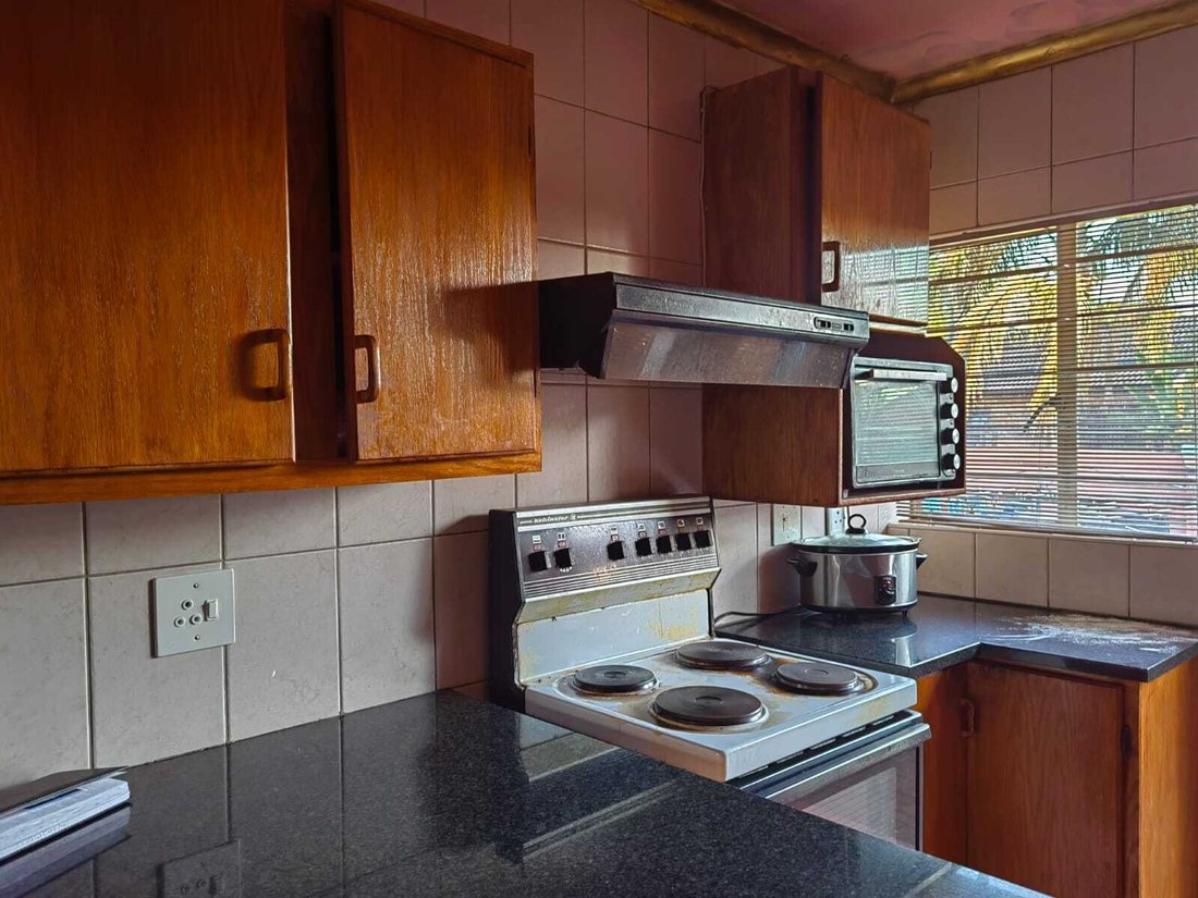 Condo in Akasia, Gauteng, South Africa 1 - 15803571