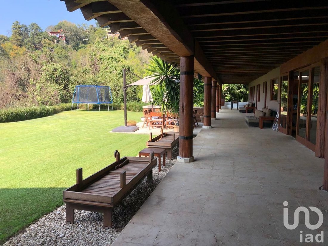House in Valle de Bravo, State of Mexico, Mexico 1 - 15804574