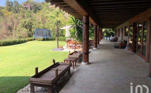 Casa a Valle de Bravo, Stato del Messico, Messico 1