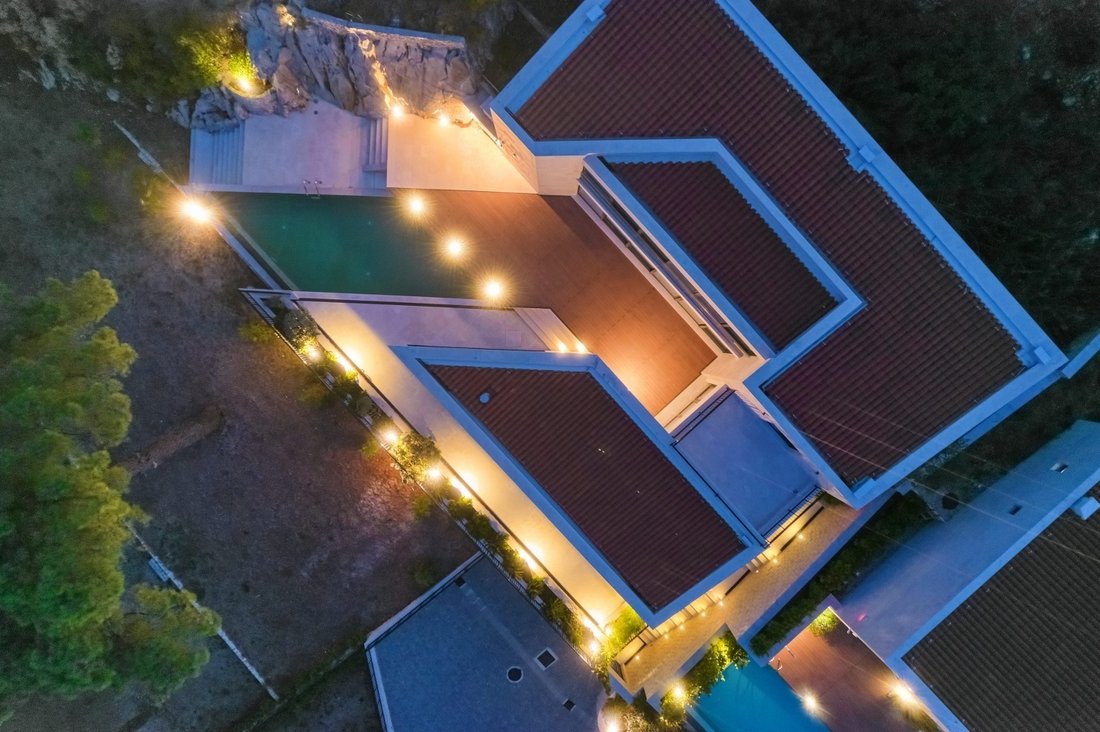 Villa in Kotor, Kotor Municipality, Montenegro 2 - 15800662