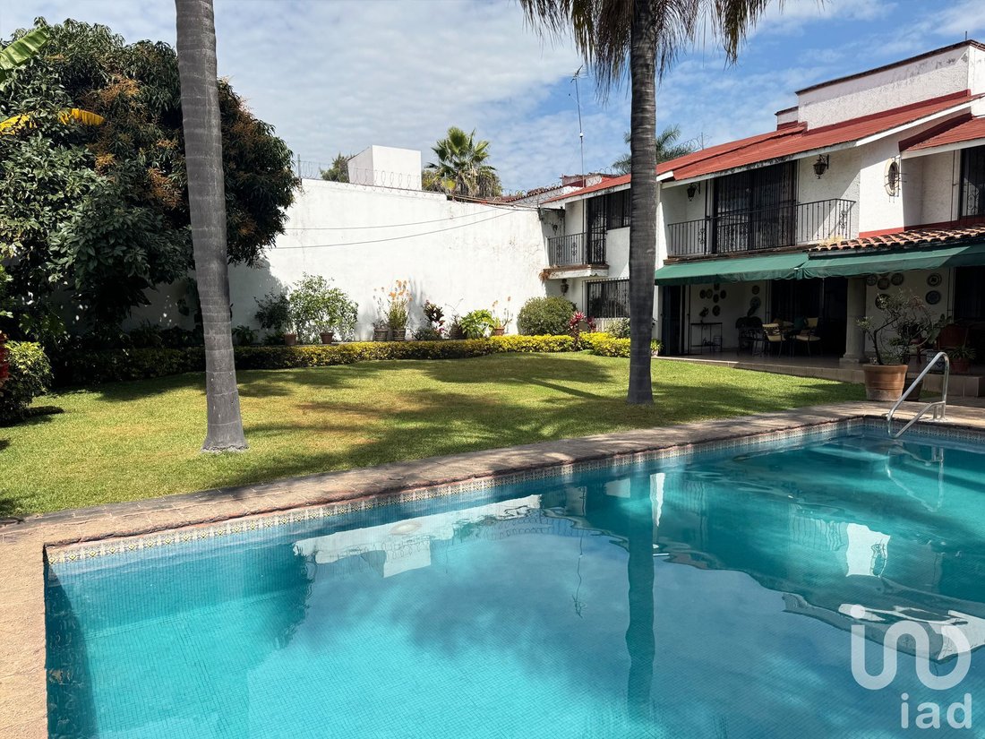 House in Cuernavaca, Morelos, Mexico 2 - 15804075