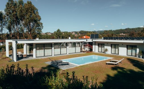 House in Medelo, Braga, Portugal 1
