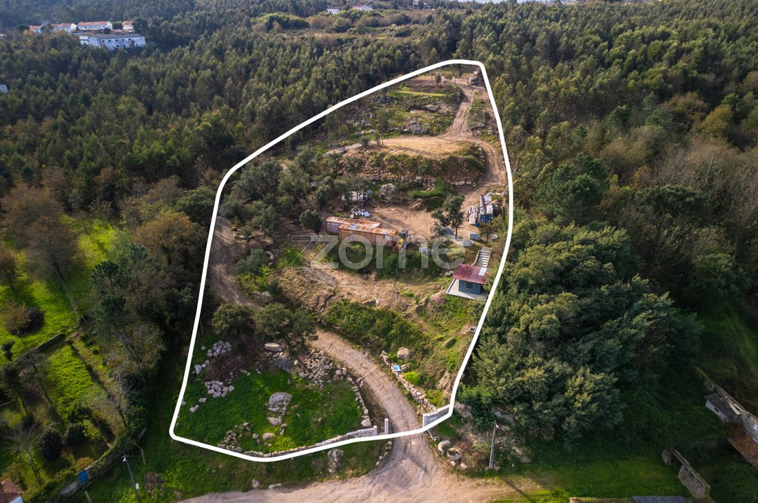 Land in Esmeriz e Cabecudos, Braga, Portugal 2 - 15084162