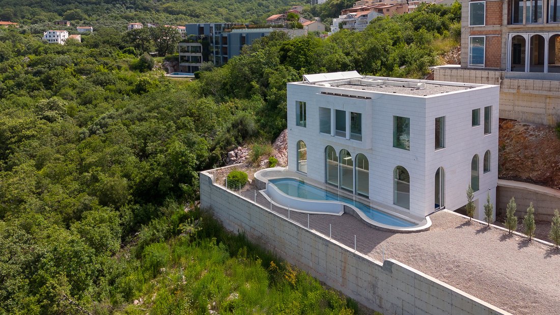 Villa in Pržno, Budva Municipality, Montenegro 3 - 15800712