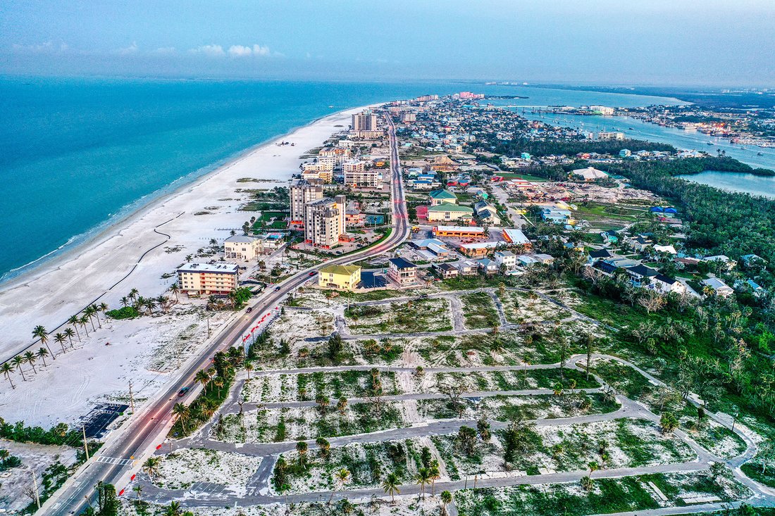 Land in Fort Myers Beach, Florida, United States 5 - 15291502