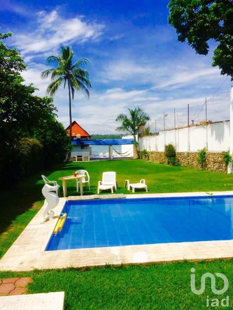 House in Tequesquitengo, Morelos, Mexico 1 - 15804092