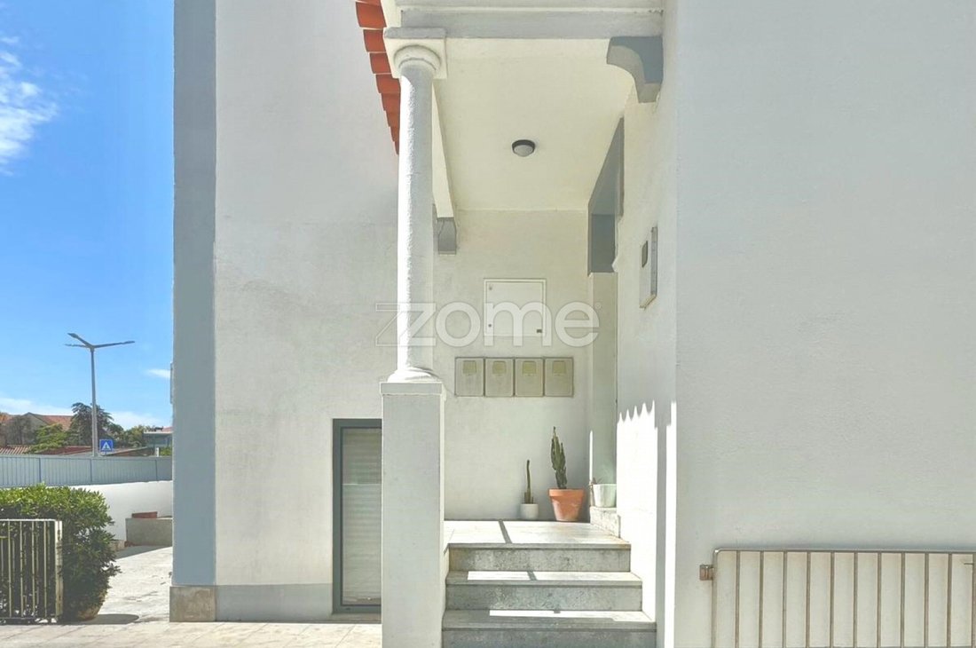 House in Parede, Lisbon, Portugal 3 - 14788239