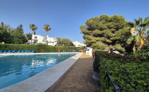 Townhouse en Elviria-Cabopino, Marbella, España 1