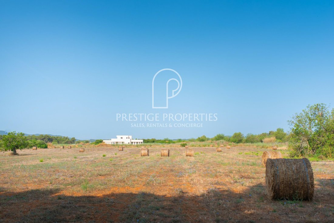 Land in Santa Eularia des Riu, Balearic Islands, Spain 2 - 15805062