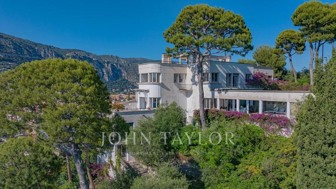 Villa in Saint-Jean-Cap-Ferrat, Provence-Alpes-Côte d'Azur, France 2 - 15805223