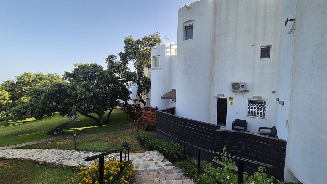 Townhouse in Elviria-Cabopino, Marbella, Spain 2 - 15791892