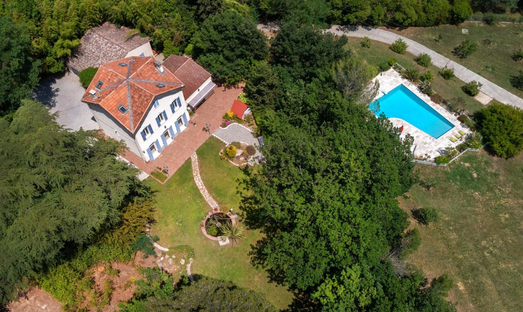 Domaine D'exception Au Pied Du Garlaban