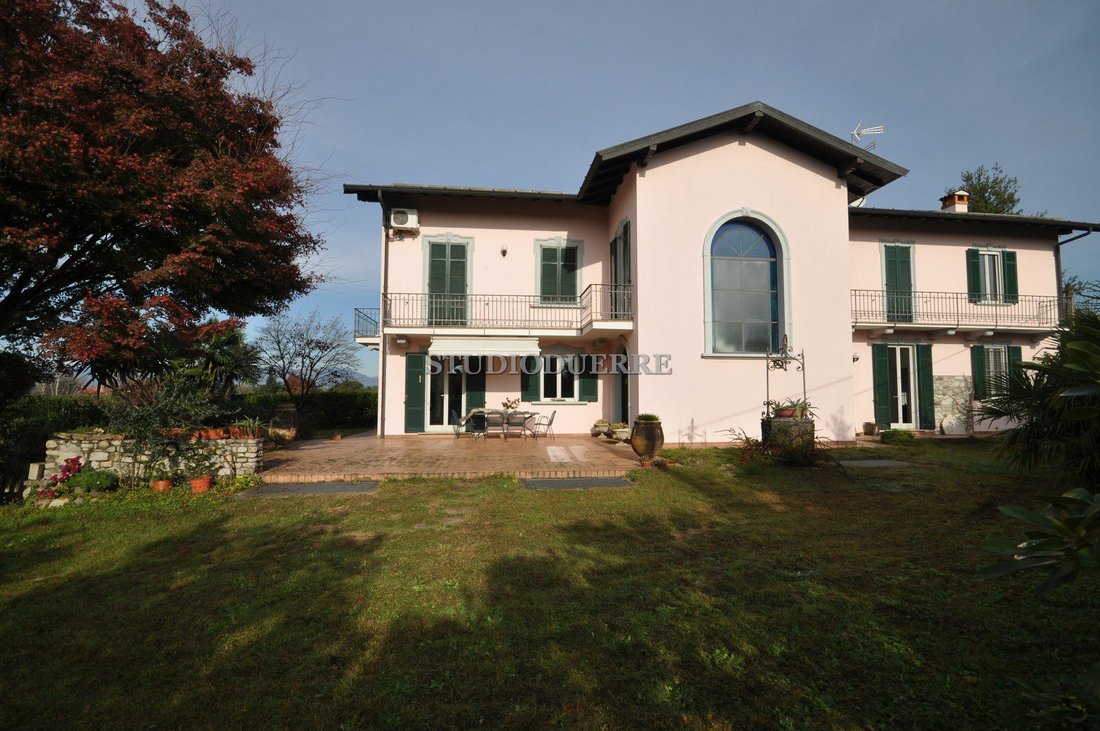 Villa in Sesto Calende, Lombardy, Italy 5 - 15802095
