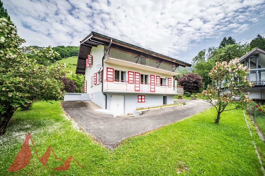 House in Saint-Jean-d'Aulps, Auvergne-Rhône-Alpes, France 1 - 15802204
