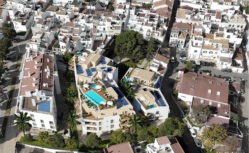 Apartamento en Alvor, Algarve, Portugal 1