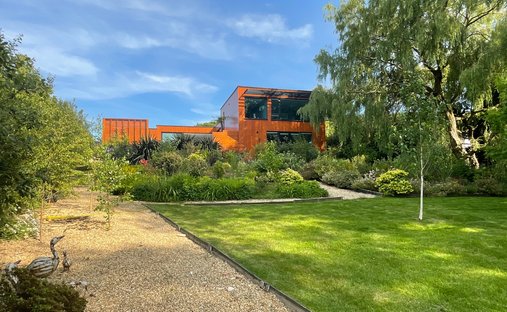 House in Niton Undercliff, England 1