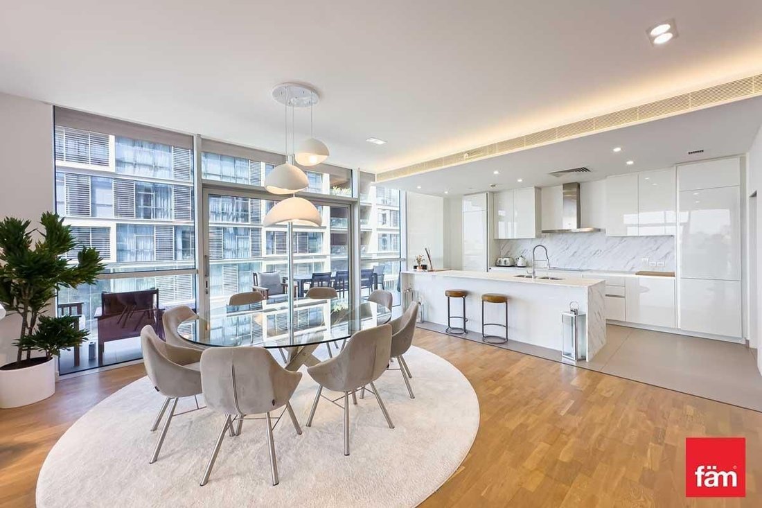 Apartment in Dubai, Dubai, United Arab Emirates 2 - 15801977