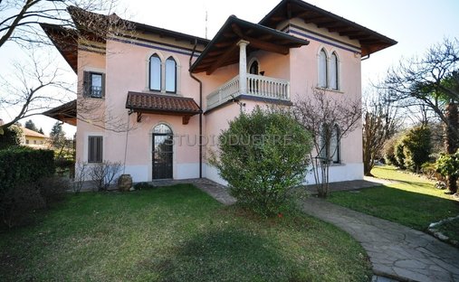 Villa in Castiglione Olona, Lombardy, Italy 1