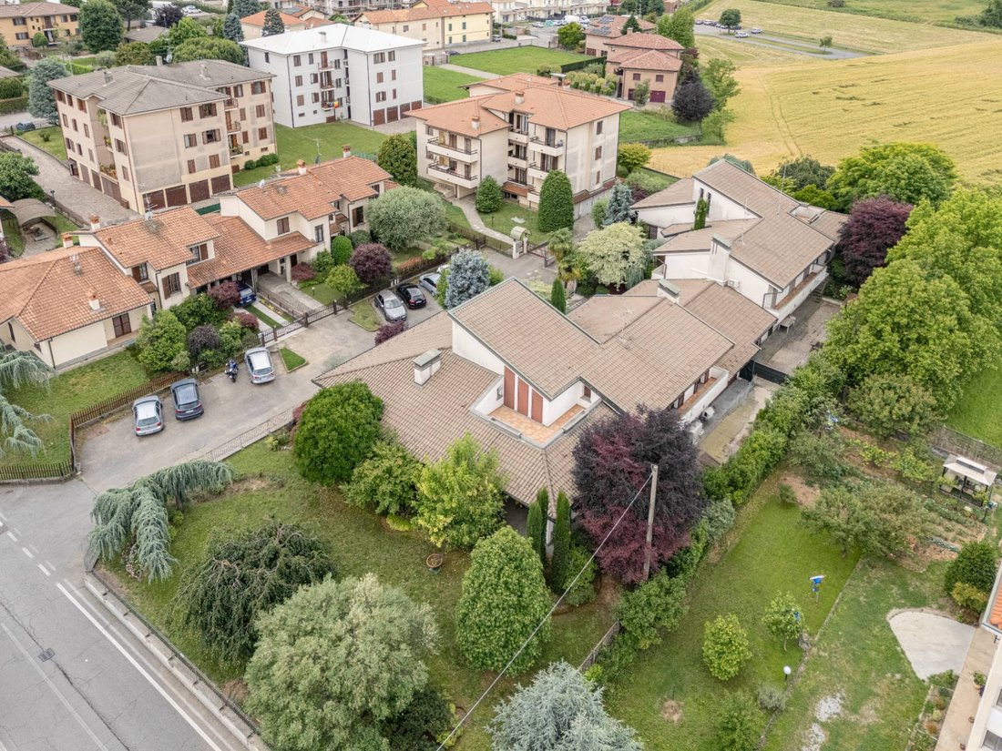 House in Ronco Briantino, Lombardy, Italy 4 - 15805531