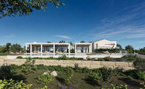Villa in Loule (Sao Clemente), Algarve, Portugal 1