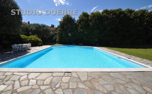 Villa in Leggiuno, Lombardy, Italy 1