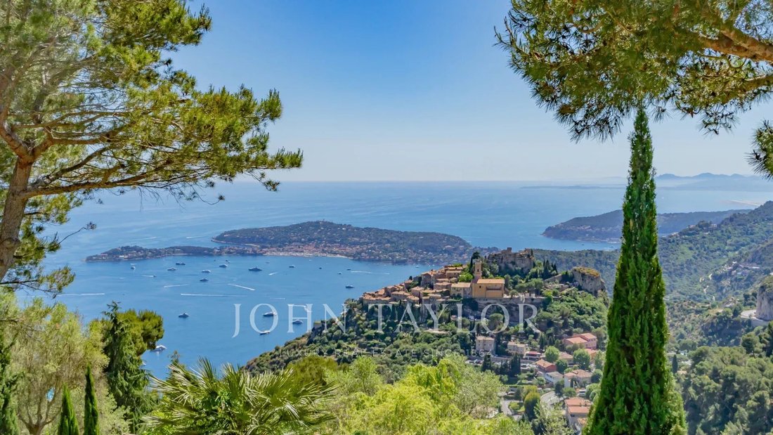 Villa in Èze, Provence-Alpes-Côte d'Azur, France 2 - 15802625