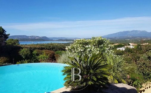 Villa in Zonza, Corsica, France 1