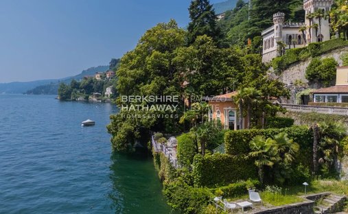 Castle in Laglio, Lombardy, Italy 1