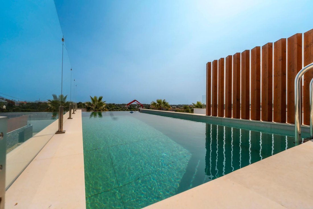 Townhouse in Almancil, Algarve, Portugal 1 - 15807015