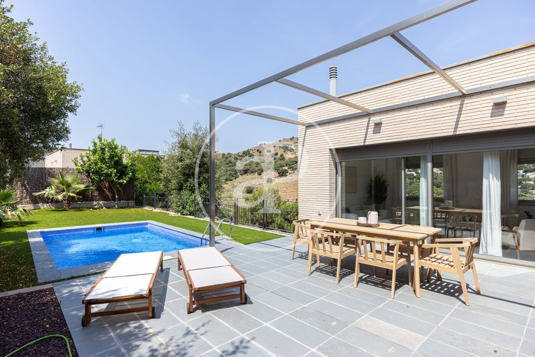 Villa in Alella, Catalonia, Spain 1 - 15806887
