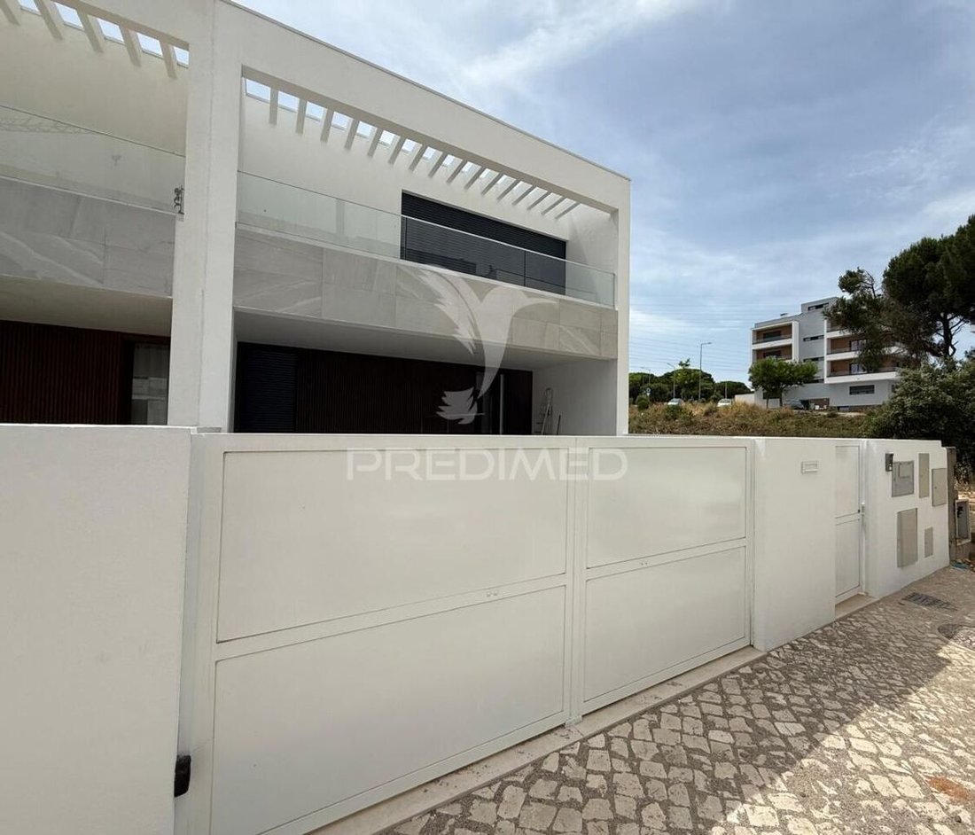 House in Setubal (Sao Sebastiao), Setubal, Portugal 4 - 13544645
