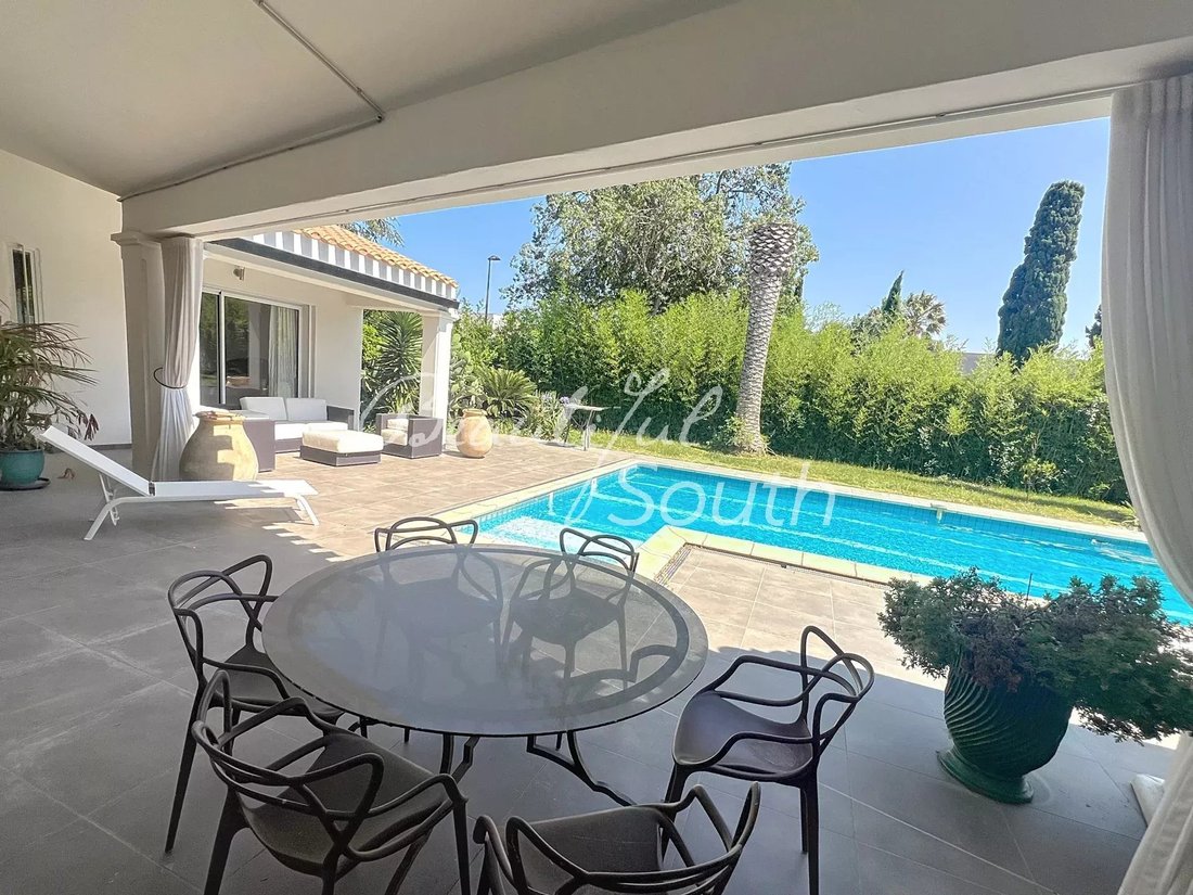 Villa in Perpignan, Occitania, France 4 - 15783165