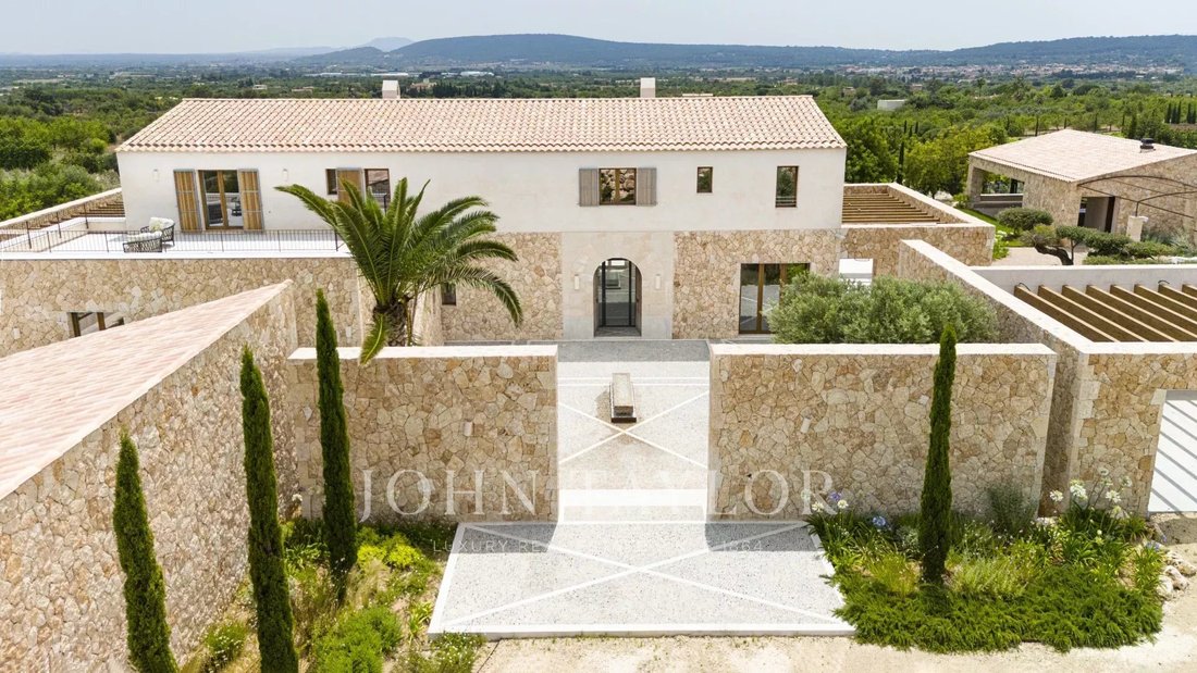 Estate in Santa Maria del Cami, Balearic Islands, Spain 3 - 15806937