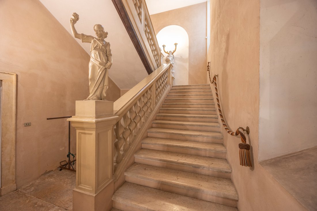 House in Center, Verona, Veneto 2 - 15807057