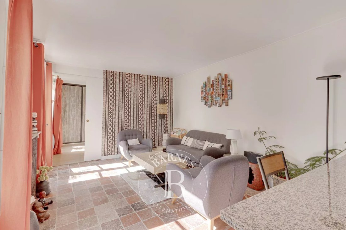 Apartment in Monnaie, Paris 6e Arrondissement, Paris 4 - 15806668