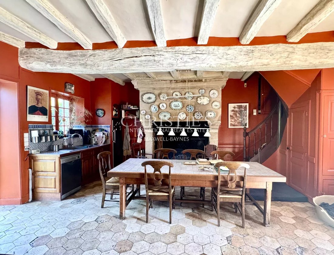 Estate in Chinon, Centre-Val de Loire, France 5 - 15806593