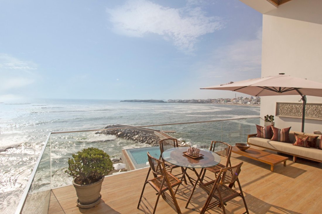 House in San Juan de Miraflores, Metropolitan Municipality of Lima, Peru 2 - 15806529
