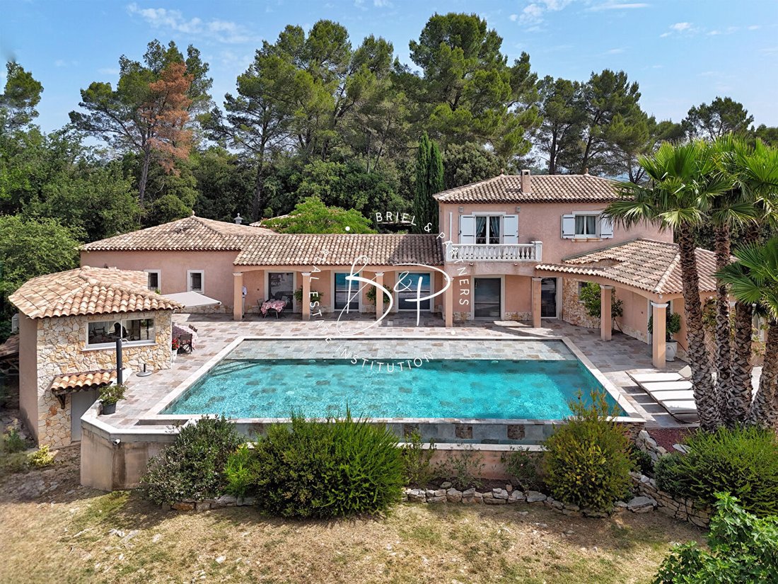 Villa in Le Thoronet, Provence-Alpes-Côte d'Azur, France 2 - 15800325