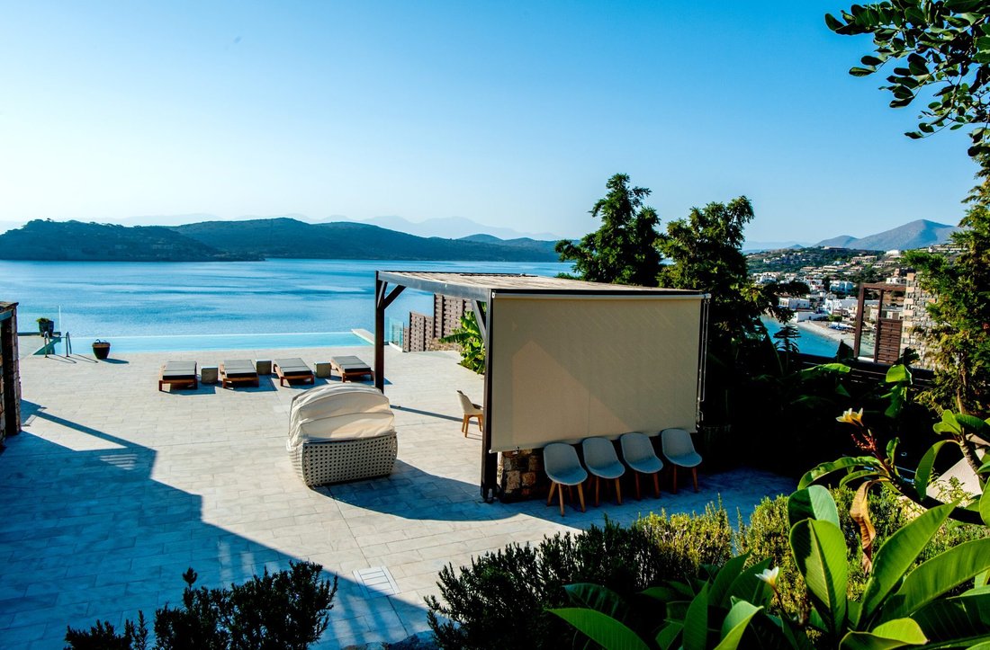 Villa in Community of Elounta, Agios Nikolaos Municipal Unit, Greece 1 - 15807234