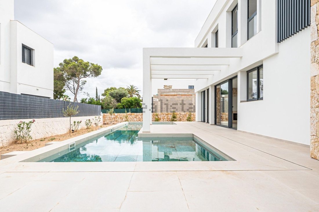 Chalet in Llucmajor, Balearic Islands, Spain 5 - 15808333