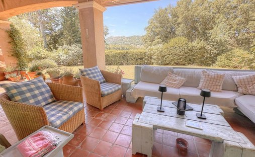 House in La Garde-Freinet, Provence-Alpes-Côte d'Azur, France 1