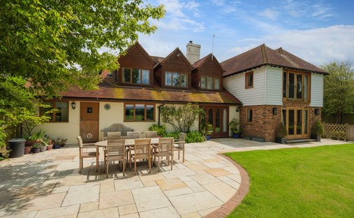 House in West Stourmouth, England 1