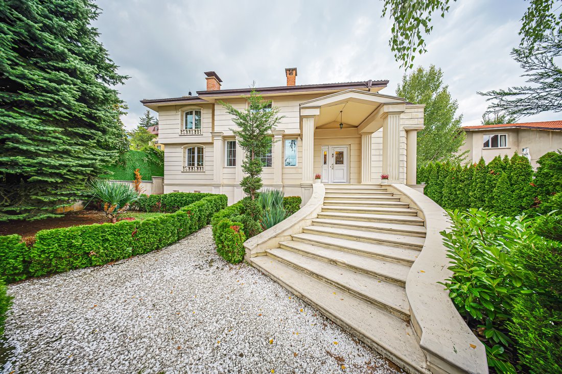 House in Sofia, Sofia City Province, Bulgaria 2 - 15808632