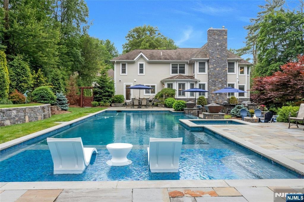 House in Saddle River, New Jersey, United States 4 - 15810995