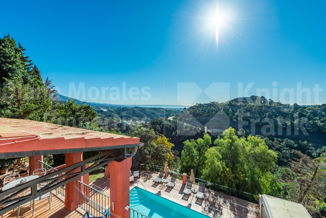Villa in El Madroñal, Benahavis, Spain 4 - 15809328