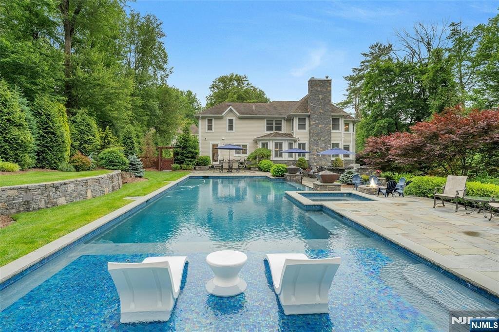 House in Saddle River, New Jersey, United States 5 - 15810995